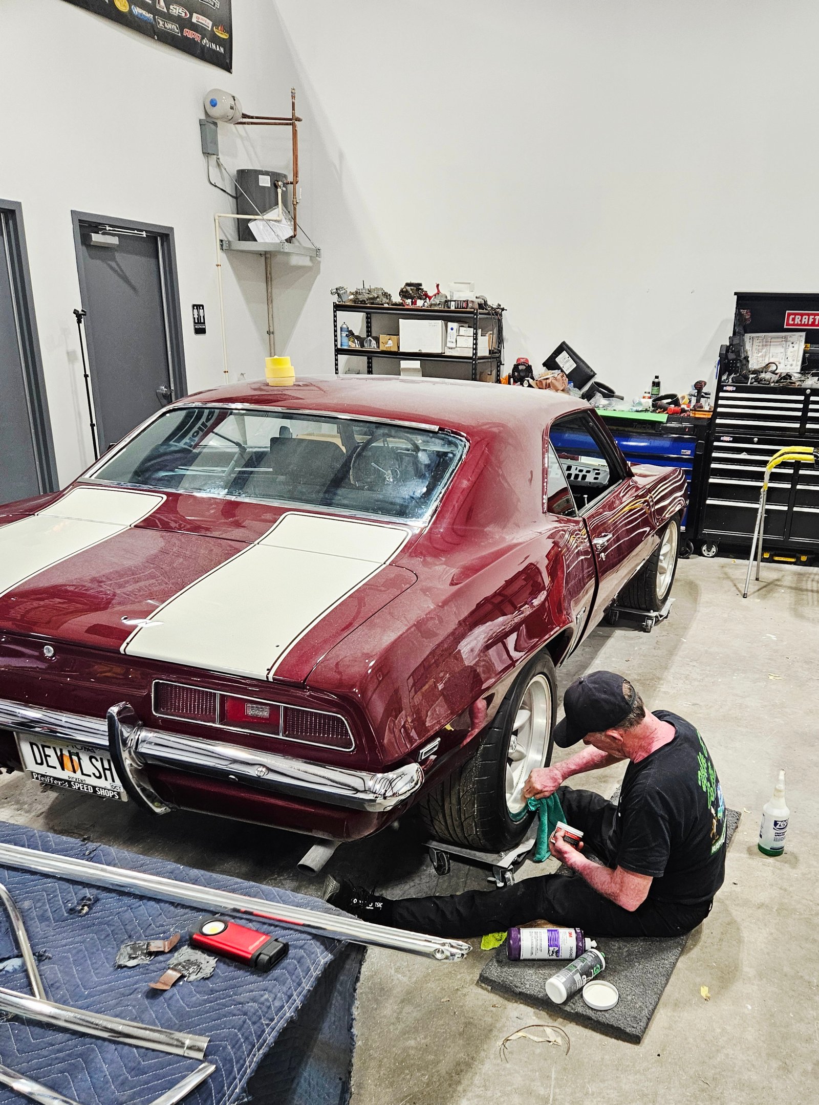 1969 Chevrolet Camaro Z28 exterior photo 2