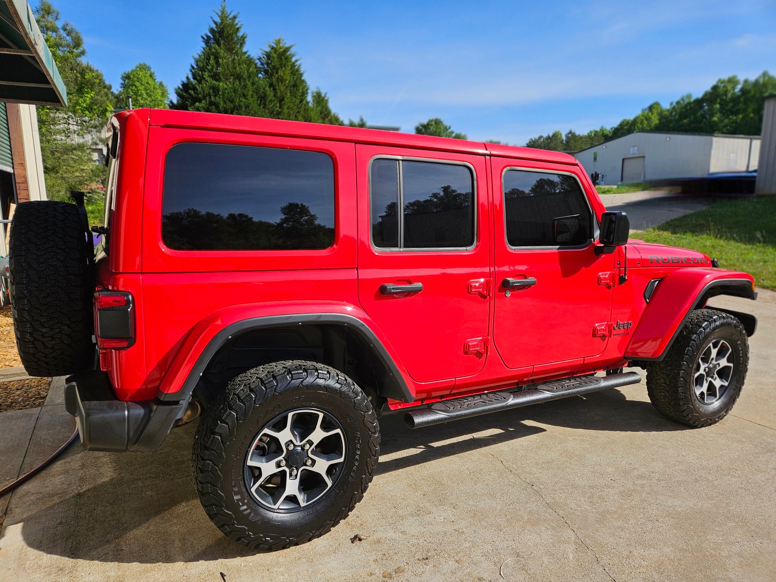 2022 Jeep Rubicon exterior photo 2